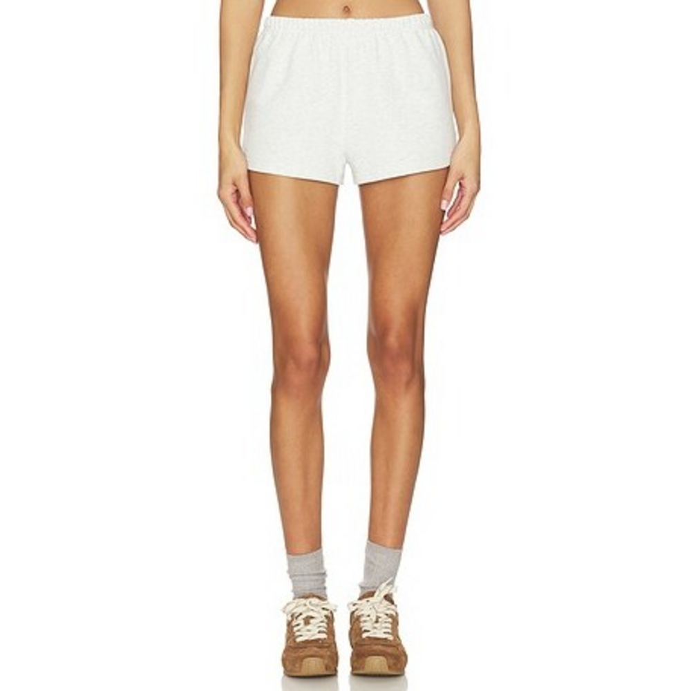 ALL THE WAYS Liora Short Set in Grey in White - Picture 8 of 11